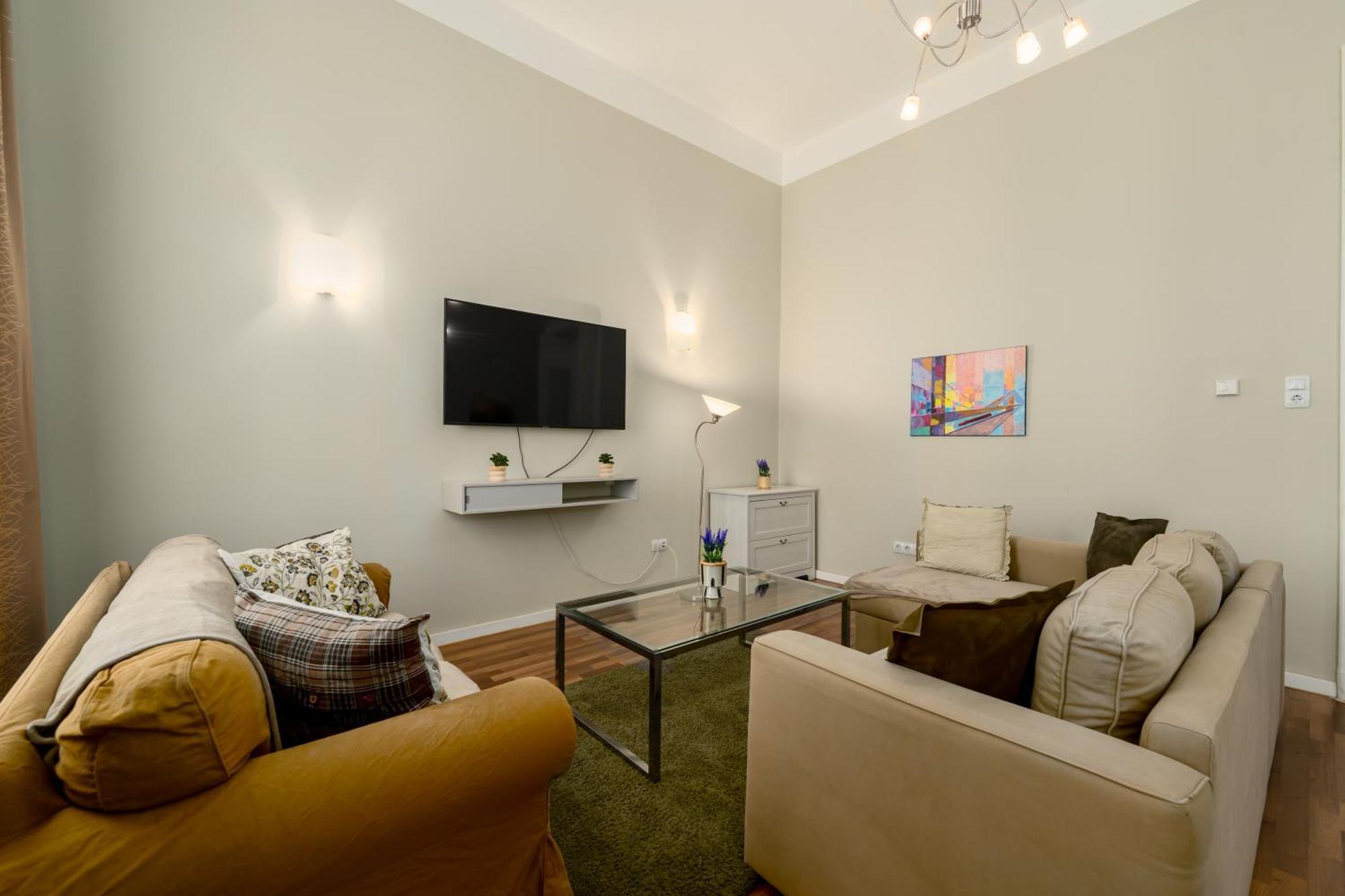 Spacious Apartment By Opera Budapeste Exterior foto