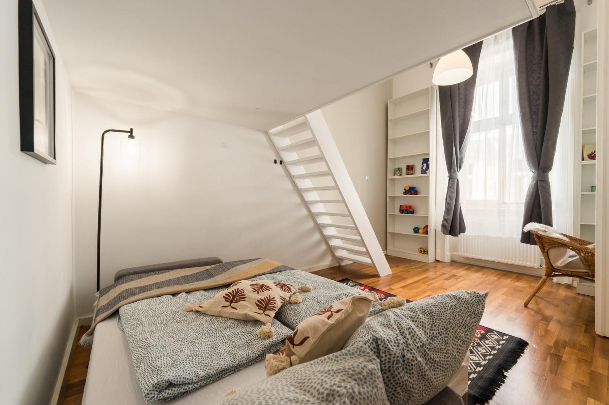 Spacious Apartment By Opera Budapeste Exterior foto